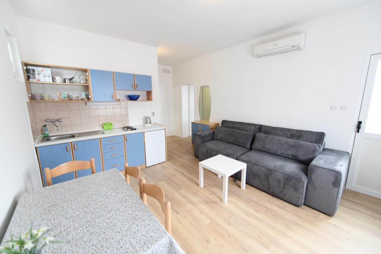 Cozy Beach Apartments Makarska Luaran gambar