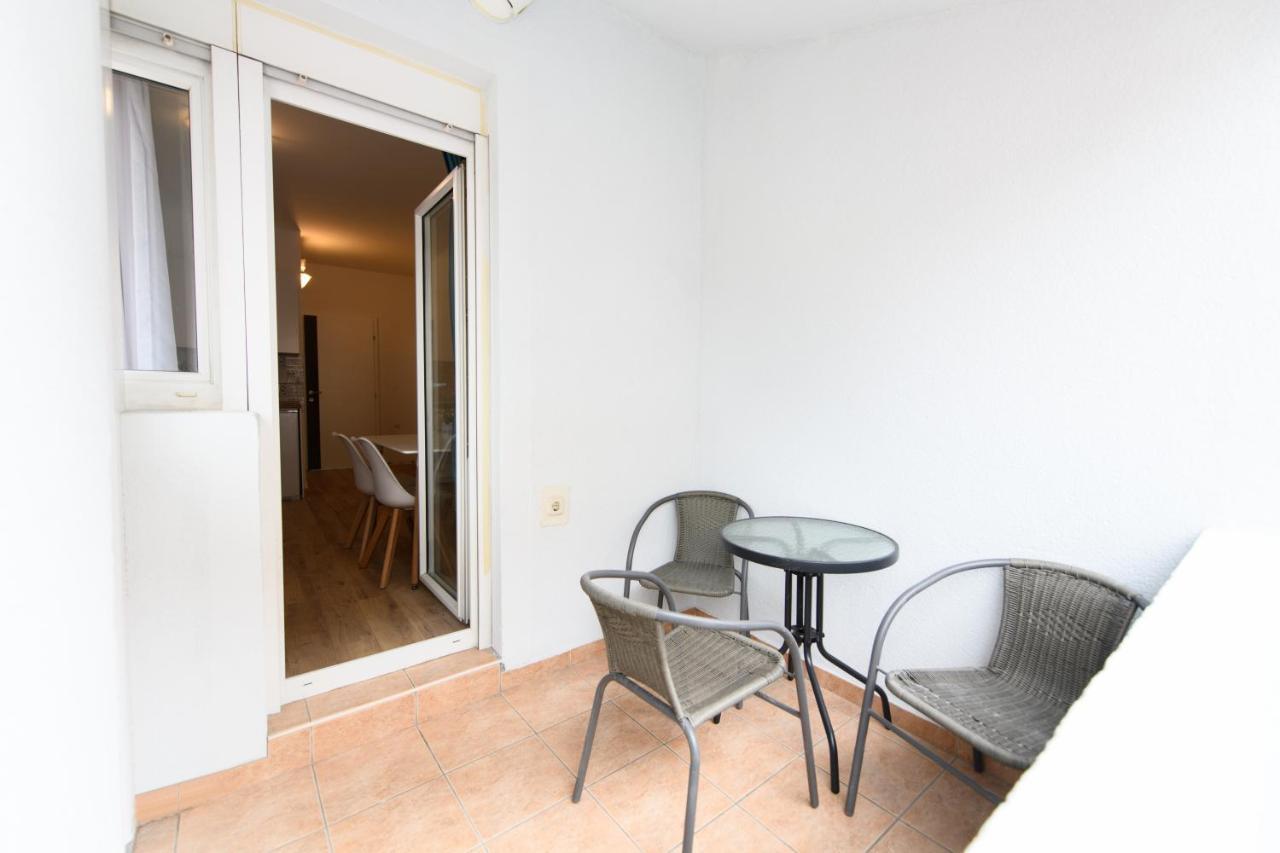 Cozy Beach Apartments Makarska Luaran gambar