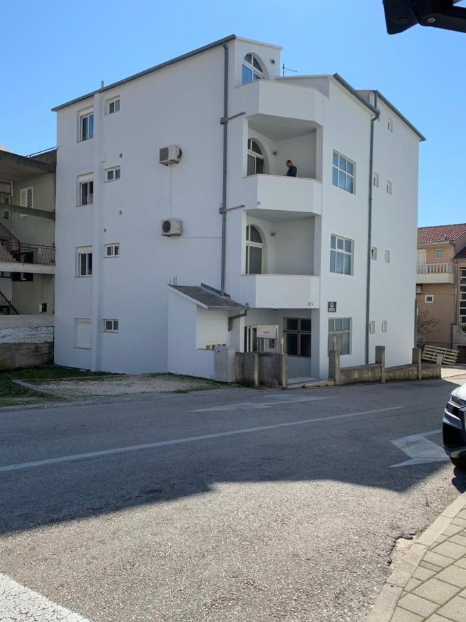 Cozy Beach Apartments Makarska Luaran gambar